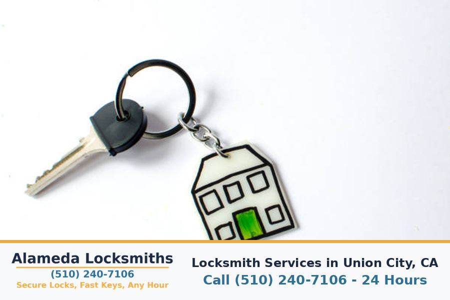 Replacement keys cut on site for a customer in Union City, CA